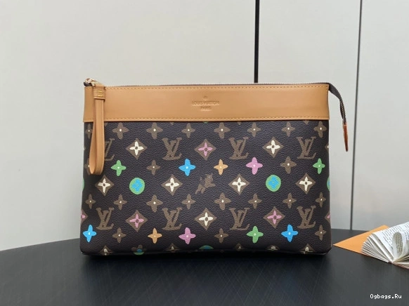 VOYAGE LOUIS VUITTON POCHETTE SOUPLE-32*21*8CM 0404